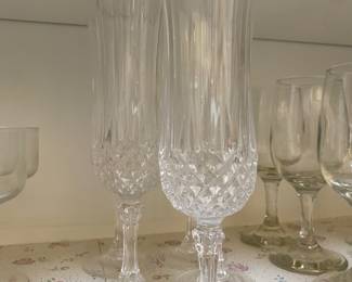 Set of 5 Crystal Chuted Champagne Glasses
