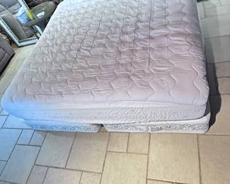 King-sized mattress set. Non-smoking home
