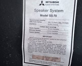 Mitsubishi speakers (2)