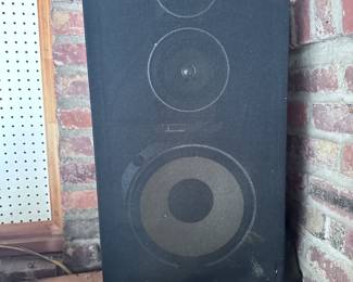 Mitsubishi speakers (2)