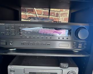 Denon precision audio component /stereo receiver DRA-395
