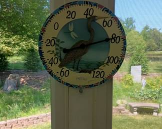 outdoor thermometer