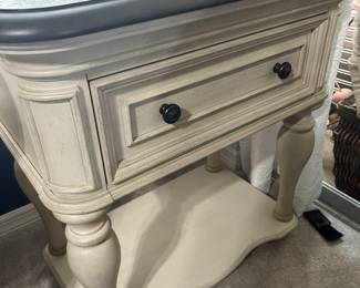 Haverty's Night Stand $125