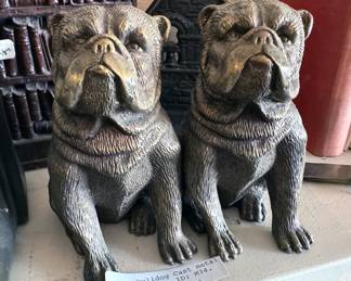 Heavy bulldog bookends
