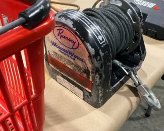 2500 pound Ramsey Winch