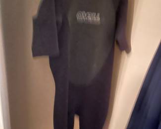 Short Wet Suit