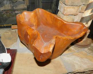 DECORATOR CARVED WOOD BOWL
