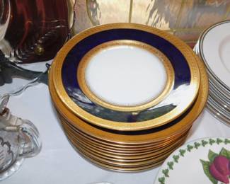LIMOGE COBALT AND GOLD CABINET PLATES