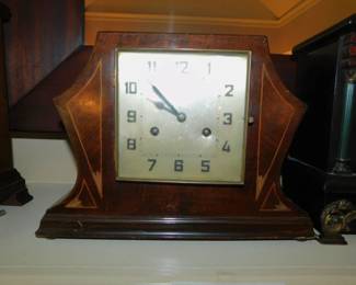 DECO ENGLISH MANTLE CLOCK