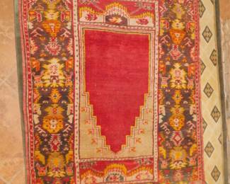 ANTIQUE PERSIAN PRAYER RUG 4' X 5'