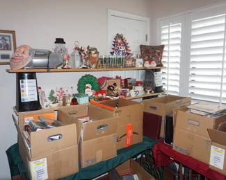 books, Christmas decor