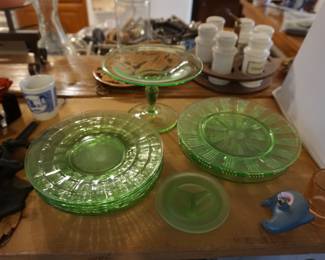 Uranium glass