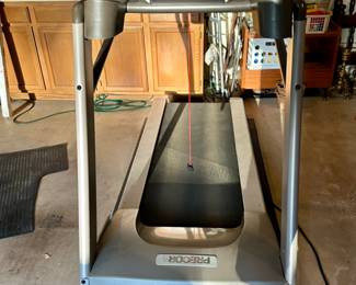 Precor 9.27 Treadmill in Excellent Condition. The 9.27 Treadmill has 10 programs, 2 User IDs, touch and telemetry heart rate with Smart Rate�, speed to 12 mph (19.3 kph), incline to 15% and multi-zone 
﻿shock absorption.