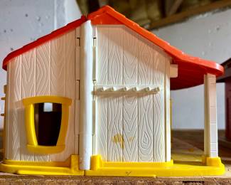 Hasbro Horse Stable and Playhouse
