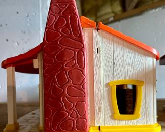 Hasbro Horse Stable and Playhouse