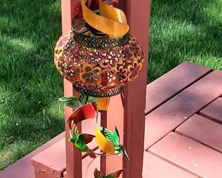 Beautiful Hummingbird Garden Spinner