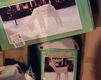 More outdoor Christmas decorations 