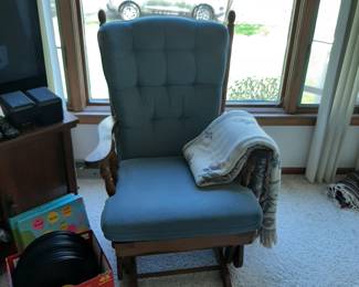 This Glider is Comfy!