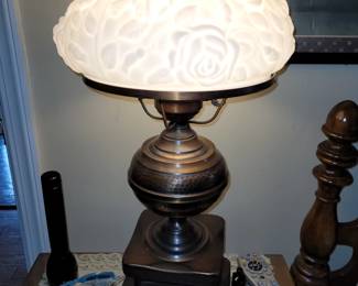Vintage Puffy Rose lamp