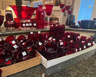 lots of red Dishes!
