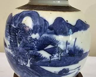 Vintage Blue & White Asian Style Ginger Jar w Lid
