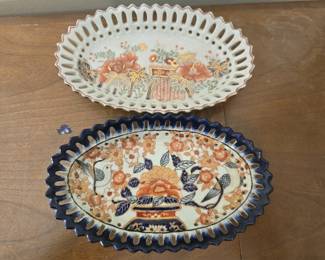 Vintage Pair of UW hand painted dishes
