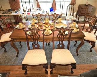 Set of 6 Beautiful Chippendale Carved Wood Chairs
