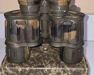 Simmons Fully Coated Optics Binoculars & Case
