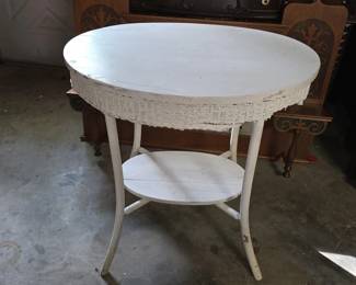 White Wicker Oval Table
