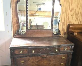 Stunning Antique 5 Drawer Ornate Vanity Dresser
