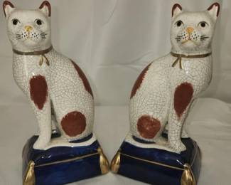Pair of Fitz and Floyd porcelain cat figures
