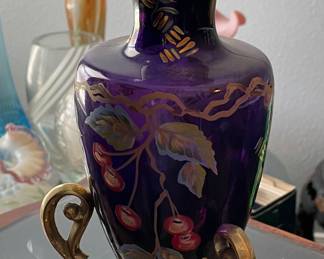 Fenton Rare 90's Art Glass Connoisseur Royal Purple Hand Painted Vase on Stand