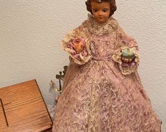 Vintage Chalkware Infant Jesus of Prague Catholic Statue 