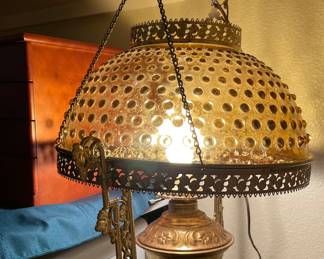 Hobnail Amber Parlor Lamp