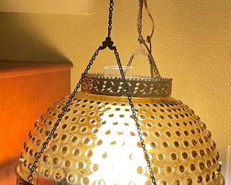 Hobnail Amber Parlor Lamp