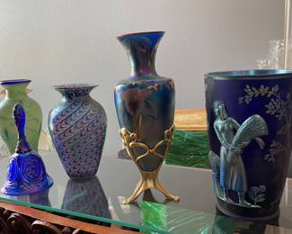 Fenton Rare Favrene Amphora, on Metal Stand Connoisseur Collection 1993