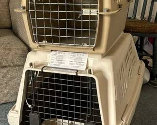 Pet Carriers Furrarri And Kennel Cab