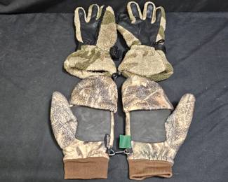 Cabela's & White Water Outdoors Gloves