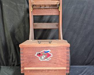 Mustand Woodcrafters Wooden Gun Cart