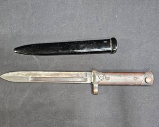 Vintage Bajonett with Metal Sheath