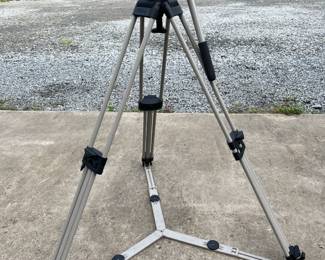 Vinten Tripod with Vision 3 Head