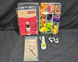Orvis Fly Box with 10+ Flies & Accessories