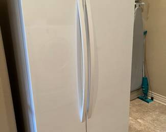 Kenmore side by side
$375