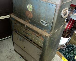 Vintage HUOT Tool chest - HEAVY DUTY and made in USA. Very sought after!