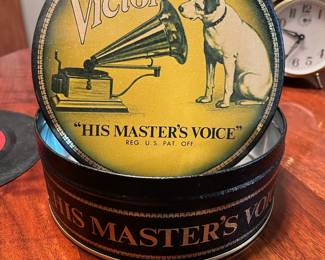 Collectable RCA Victor "Nipper" tin
