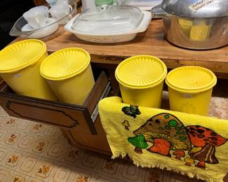 Vintage Tupperware cannisters
