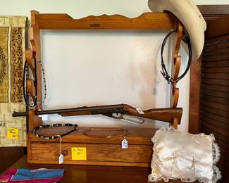 Vintage gun rack and Daisy BB rifle