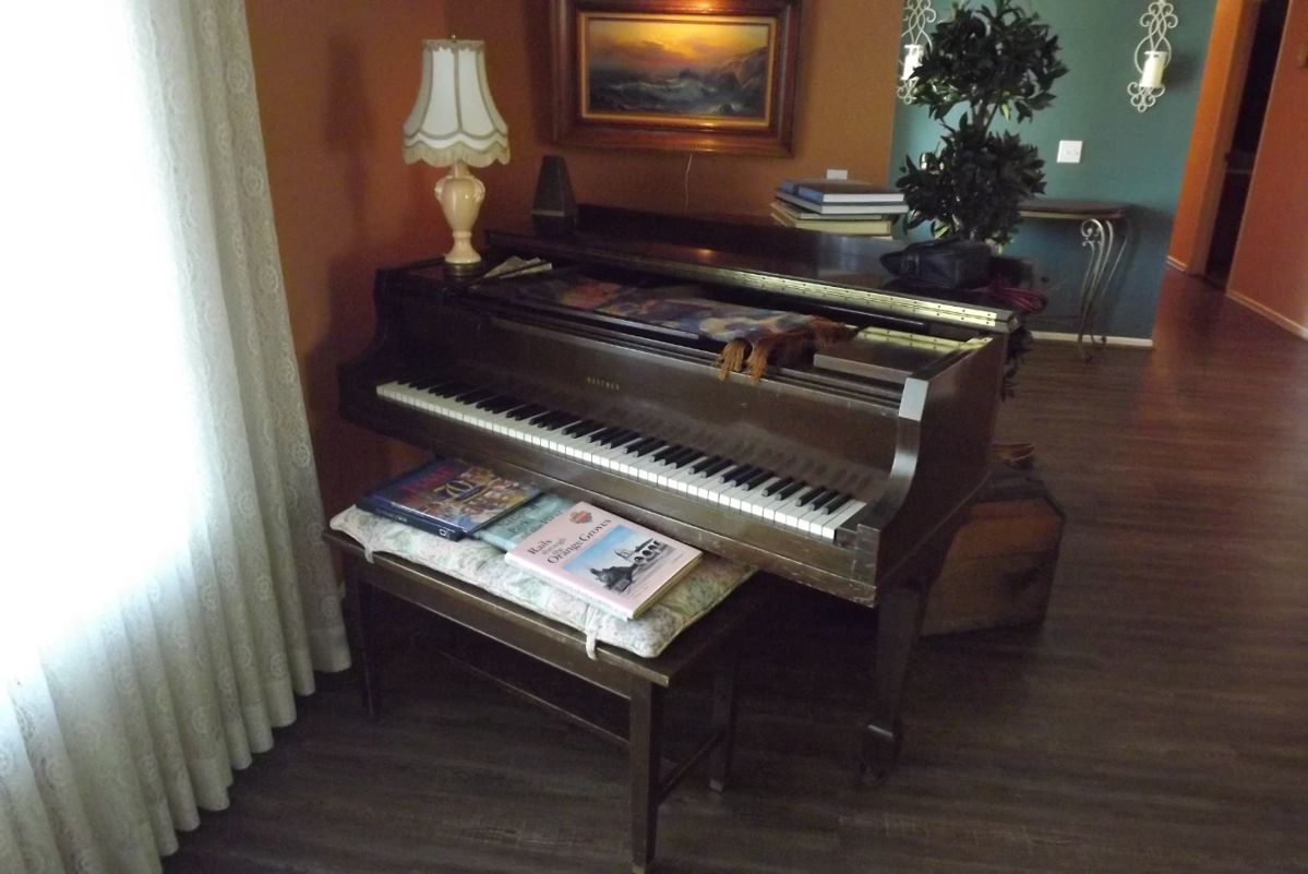 La Habra Ca. Estate Sale starts on 5/9/2024