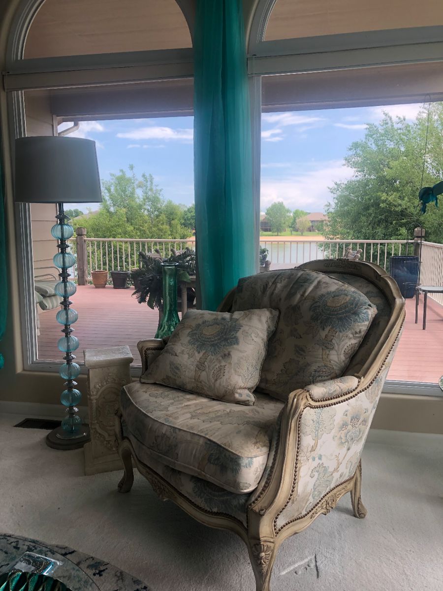 75 OFF Saturday Remarkable Estate Sales... starts on 5/9/2024