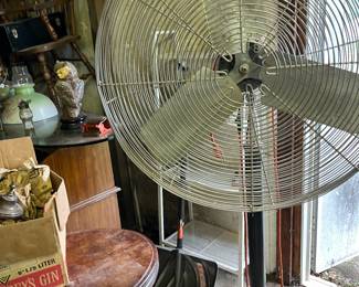 Shop fan